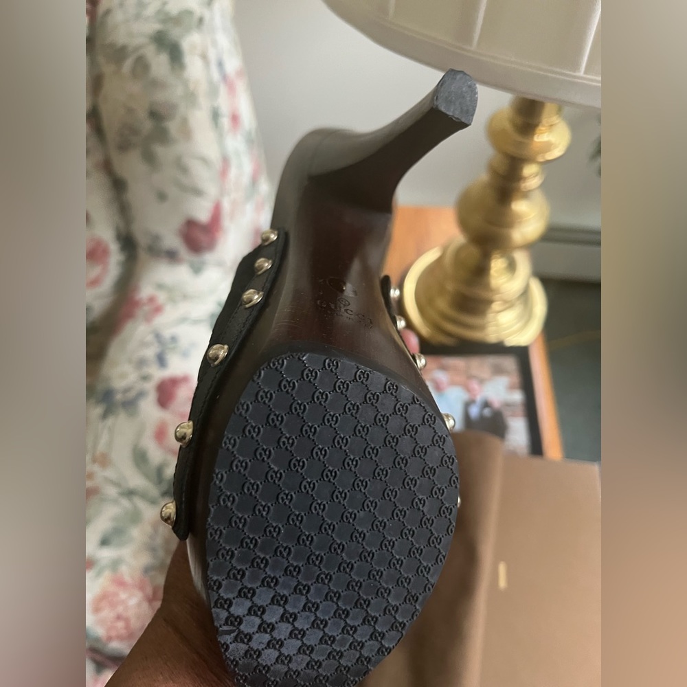 It’s very beautiful and comfortable, hope someone will get used of it